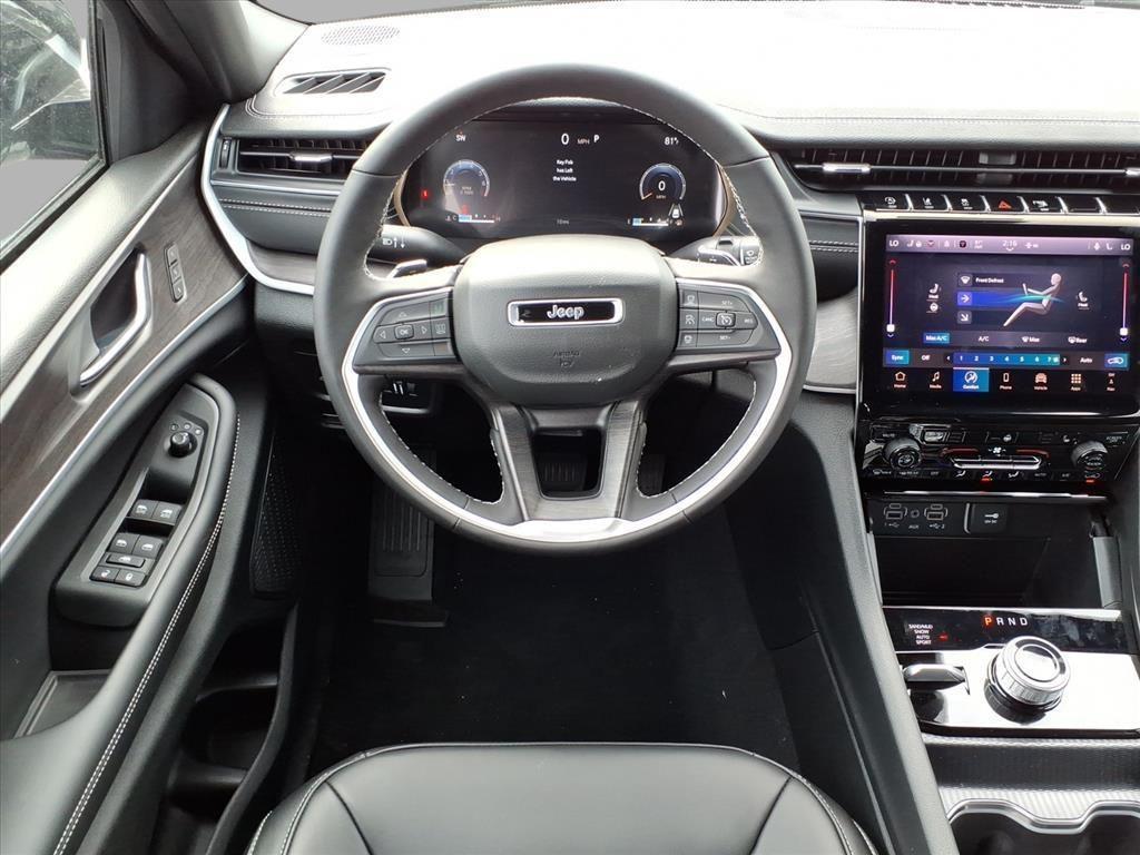 new 2025 Jeep Grand Cherokee car, priced at $44,863