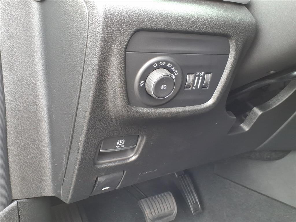 new 2025 Jeep Grand Cherokee car, priced at $44,863