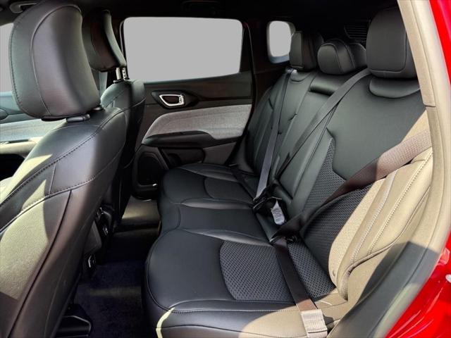 new 2025 Jeep Compass car, priced at $28,995