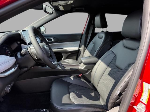 new 2025 Jeep Compass car, priced at $28,995