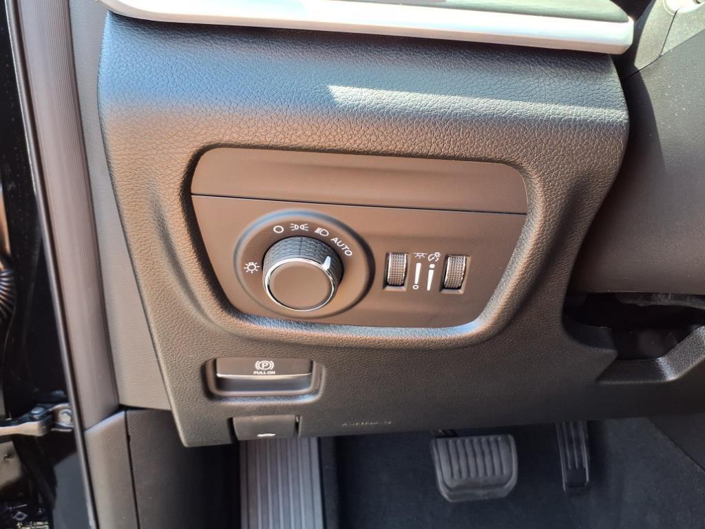 new 2025 Jeep Grand Cherokee L car, priced at $41,539