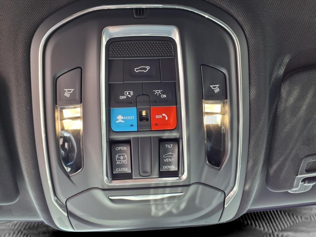 new 2025 Jeep Grand Cherokee L car, priced at $41,539