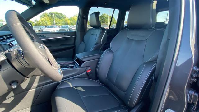 new 2025 Jeep Grand Cherokee car, priced at $58,665