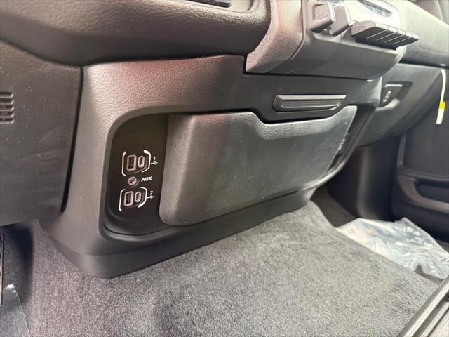 new 2025 Ram 1500 car, priced at $47,440
