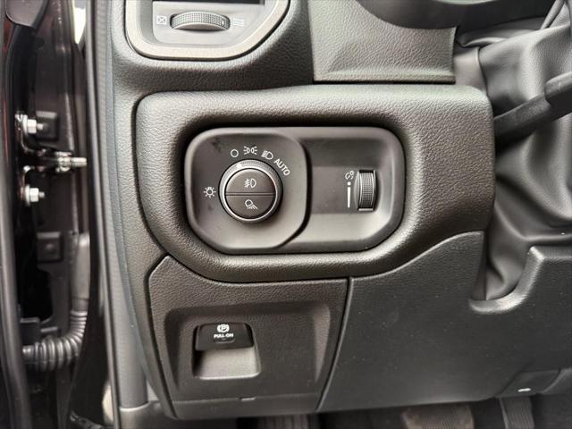 new 2025 Ram 1500 car, priced at $47,440