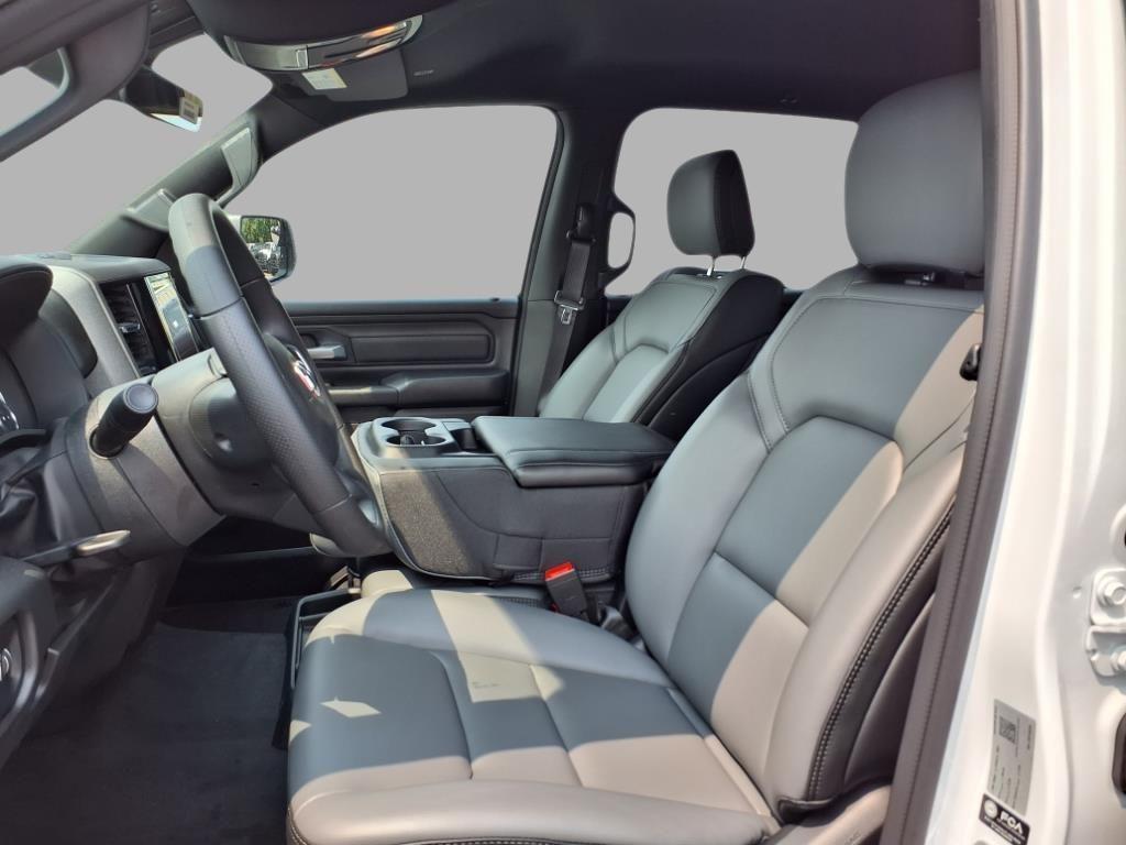 new 2025 Ram 1500 car, priced at $41,620