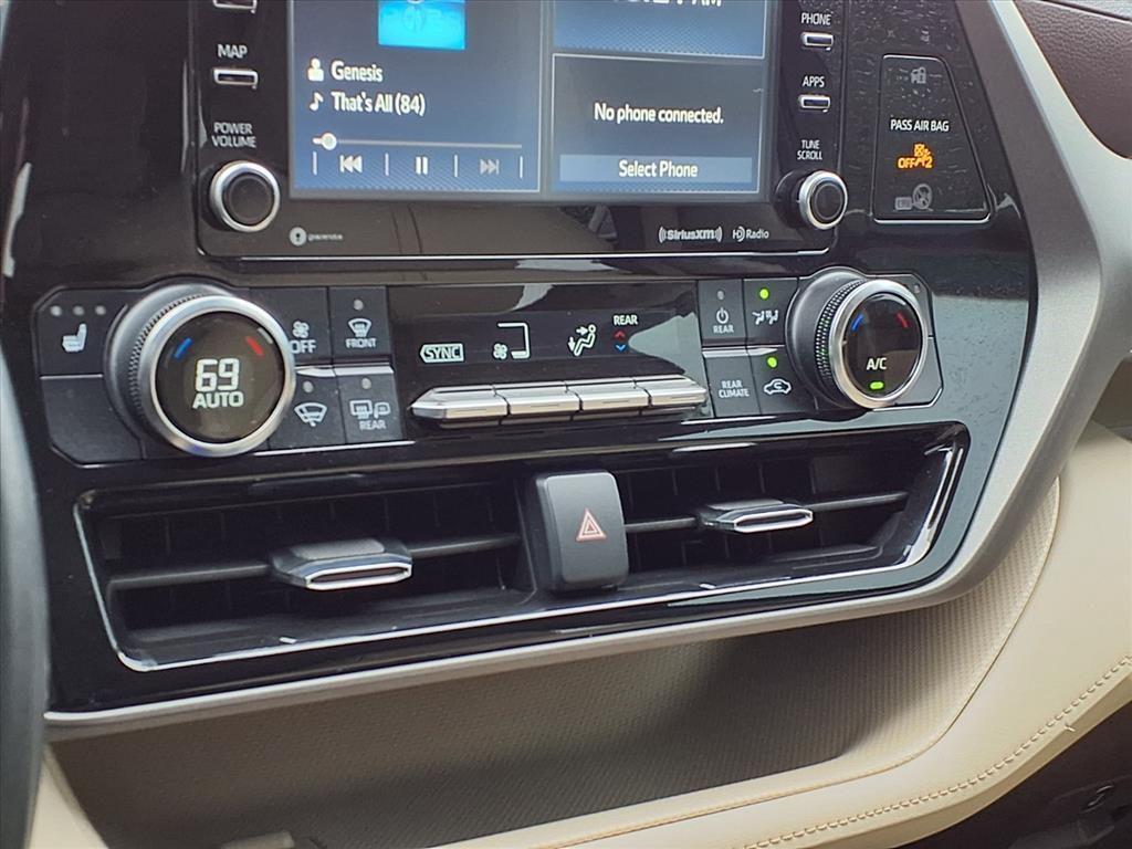 used 2022 Toyota Highlander car, priced at $31,935