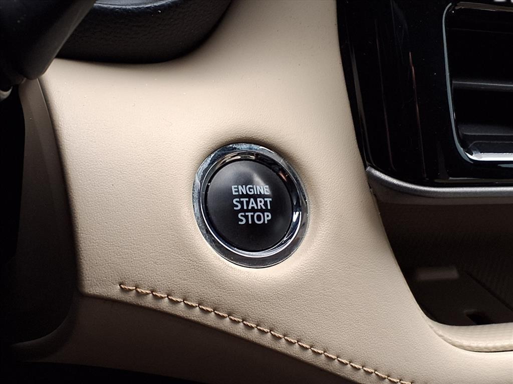 used 2022 Toyota Highlander car, priced at $31,935