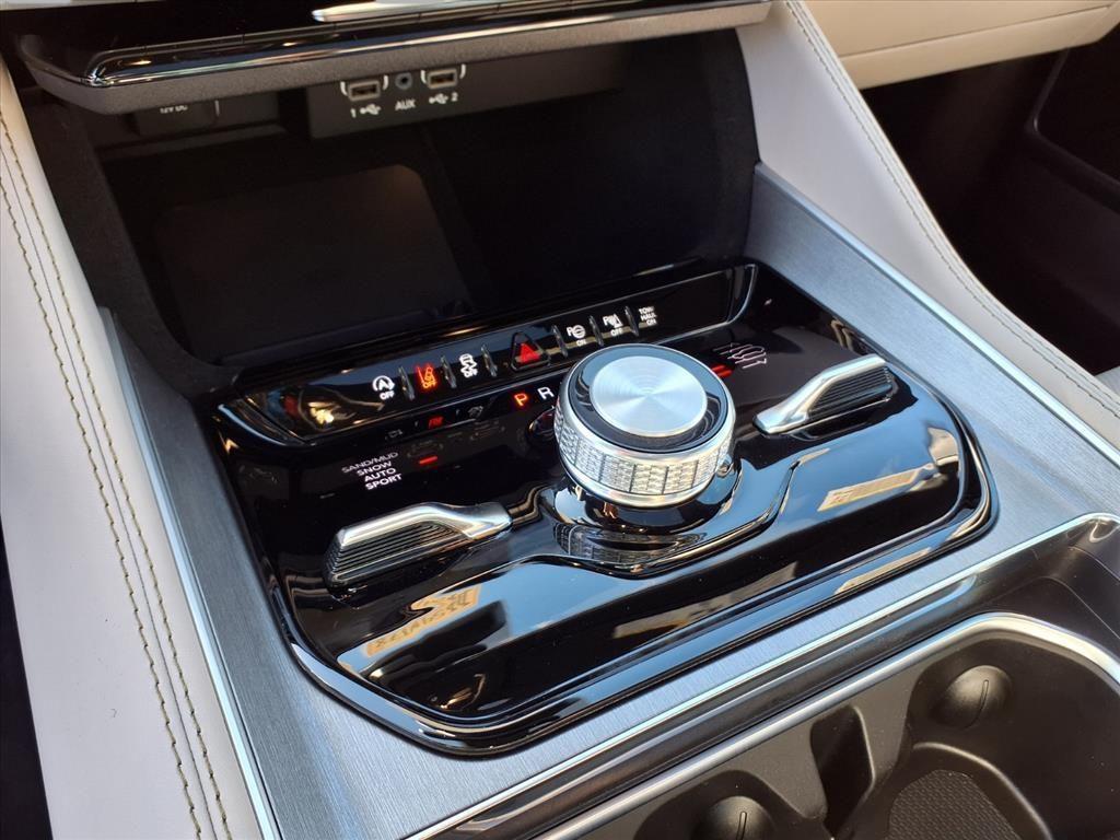 new 2025 Jeep Wagoneer car, priced at $75,980