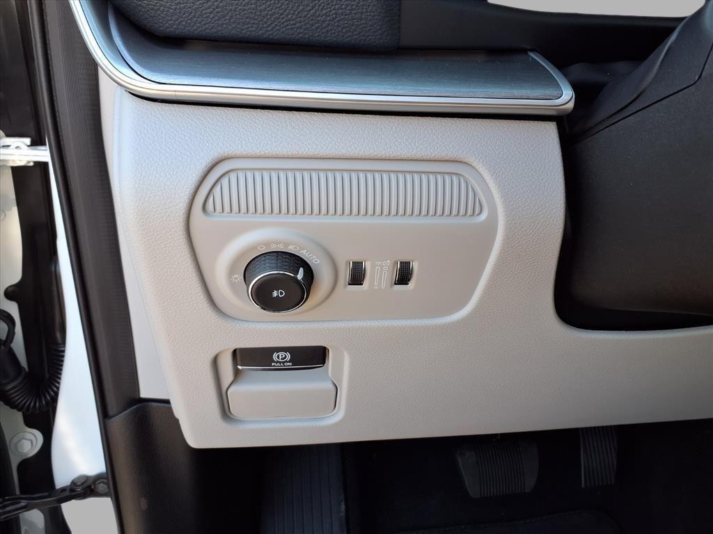 new 2025 Jeep Wagoneer car, priced at $75,980