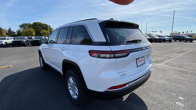 new 2025 Jeep Grand Cherokee car, priced at $42,625