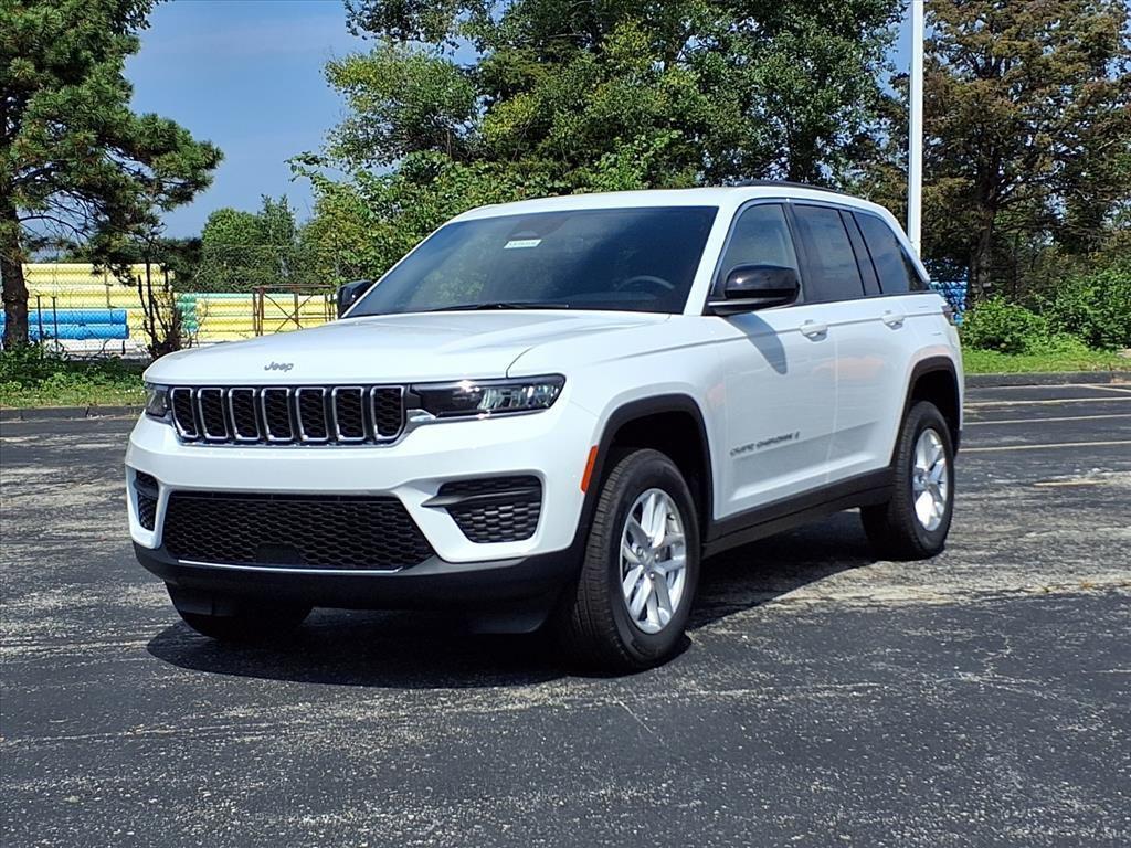 new 2025 Jeep Grand Cherokee car, priced at $36,993