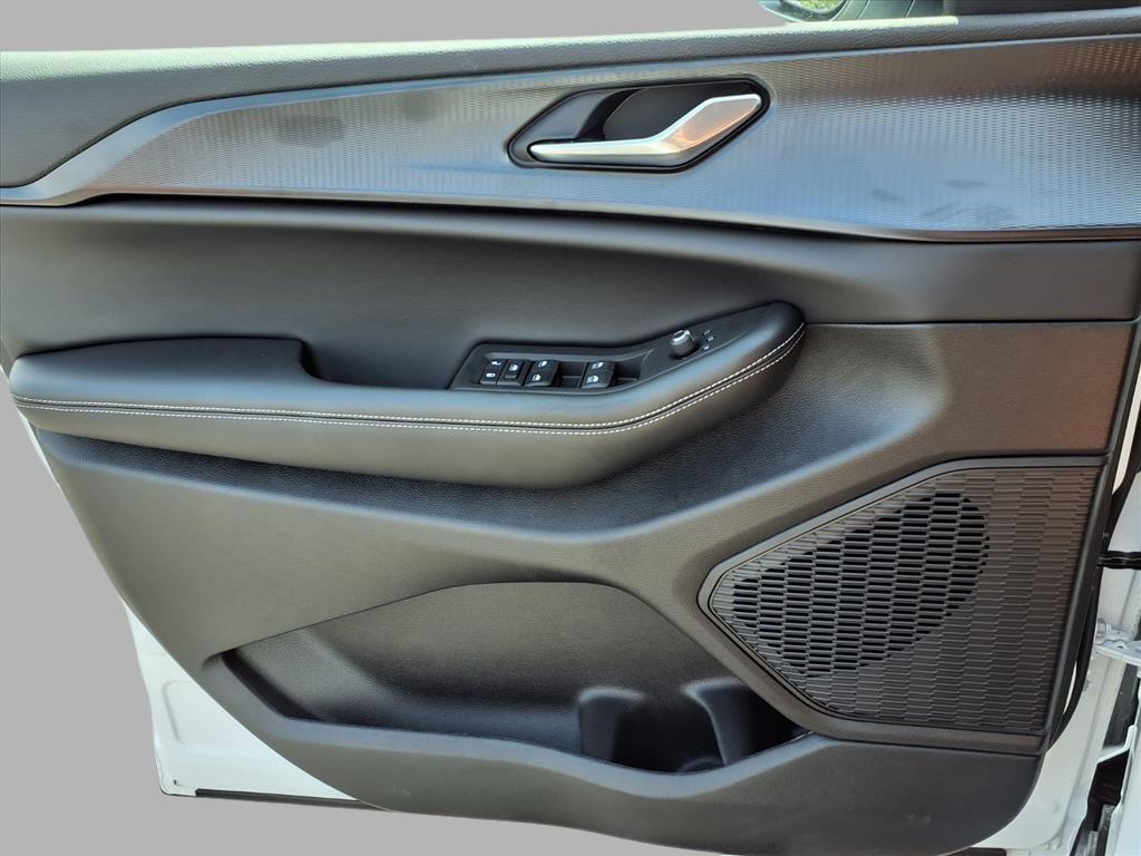 new 2025 Jeep Grand Cherokee car, priced at $36,993