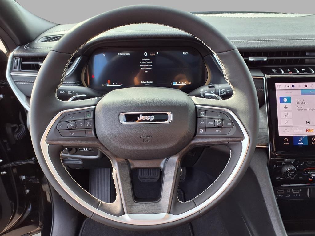 new 2025 Jeep Grand Cherokee car, priced at $43,203