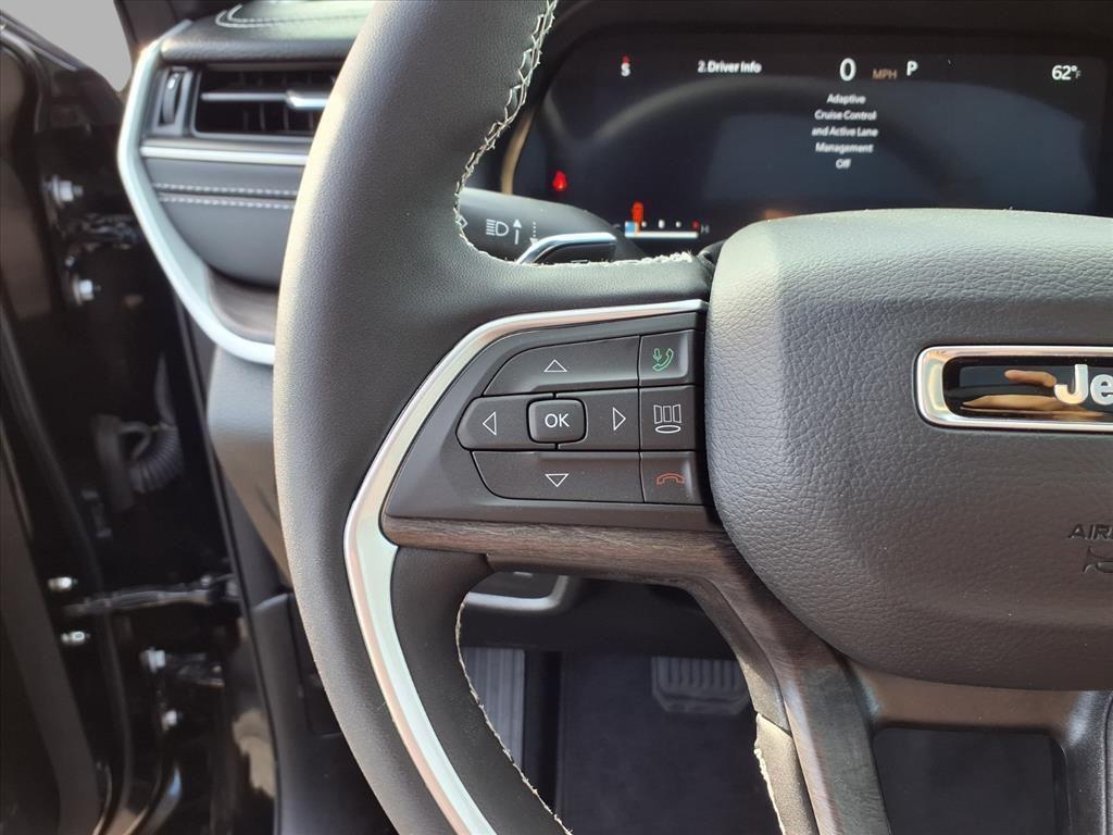 new 2025 Jeep Grand Cherokee car, priced at $43,203