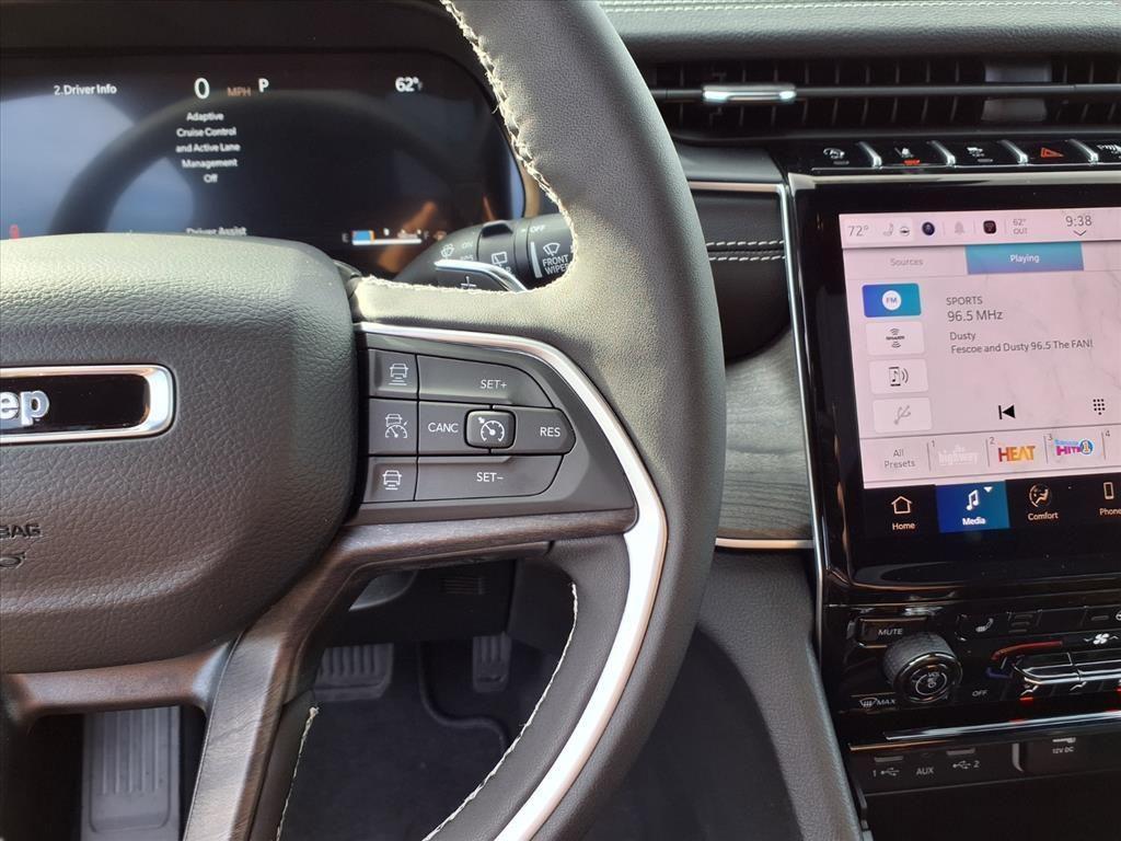 new 2025 Jeep Grand Cherokee car, priced at $43,203