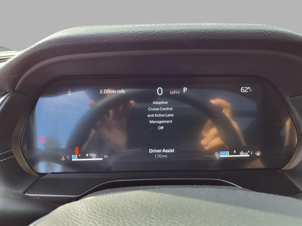 new 2025 Jeep Grand Cherokee car, priced at $43,203