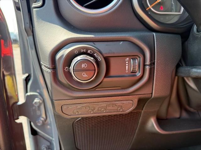 new 2025 Jeep Gladiator car, priced at $40,150