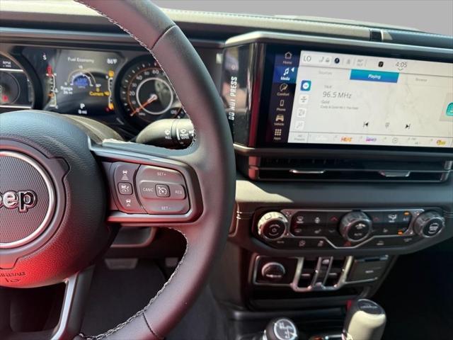 new 2025 Jeep Gladiator car, priced at $40,150