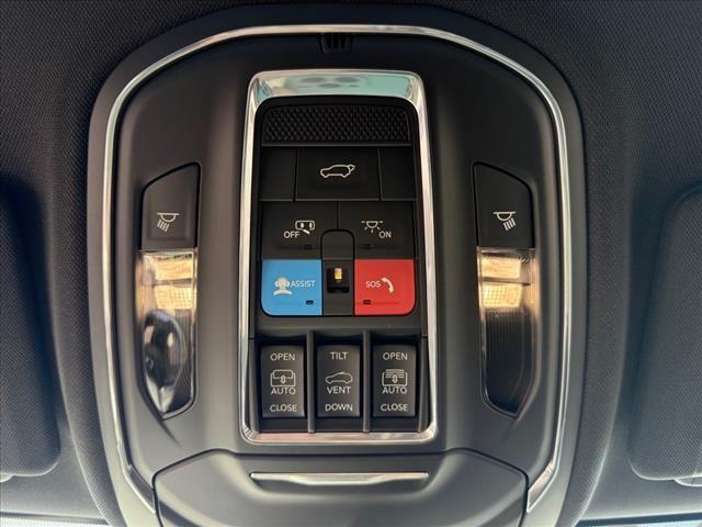 new 2025 Jeep Grand Cherokee car, priced at $50,170