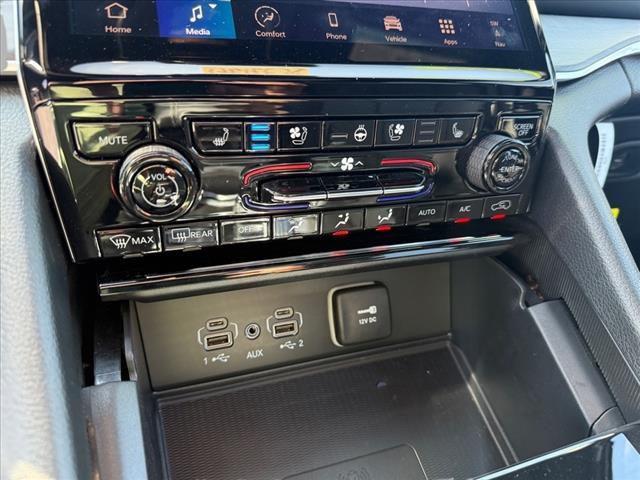 new 2025 Jeep Grand Cherokee car, priced at $50,170