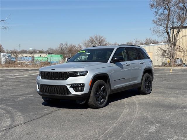 new 2025 Jeep Grand Cherokee car, priced at $50,170
