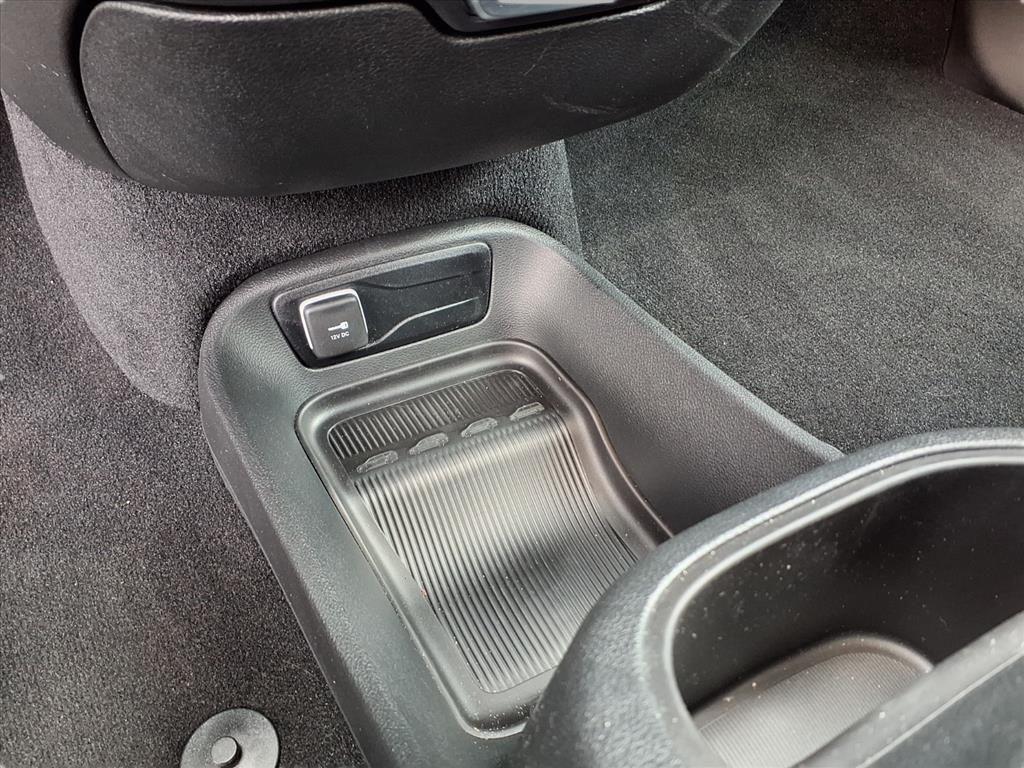 new 2026 Chrysler Pacifica car, priced at $43,370