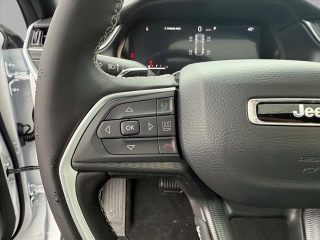 new 2025 Jeep Grand Cherokee car, priced at $42,399