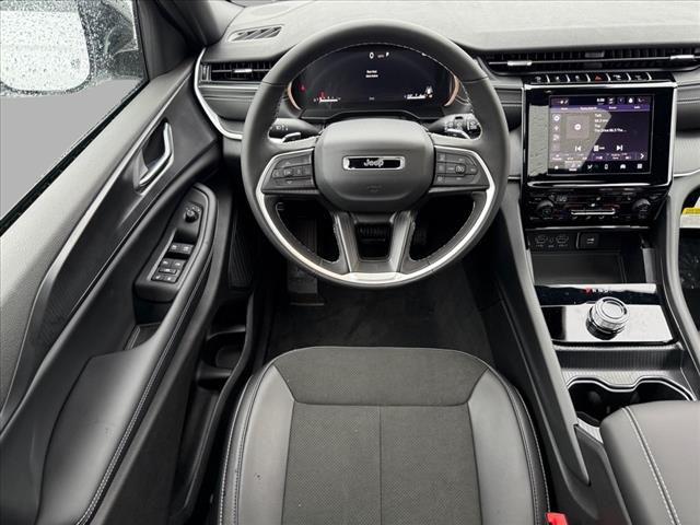 new 2025 Jeep Grand Cherokee car, priced at $42,399