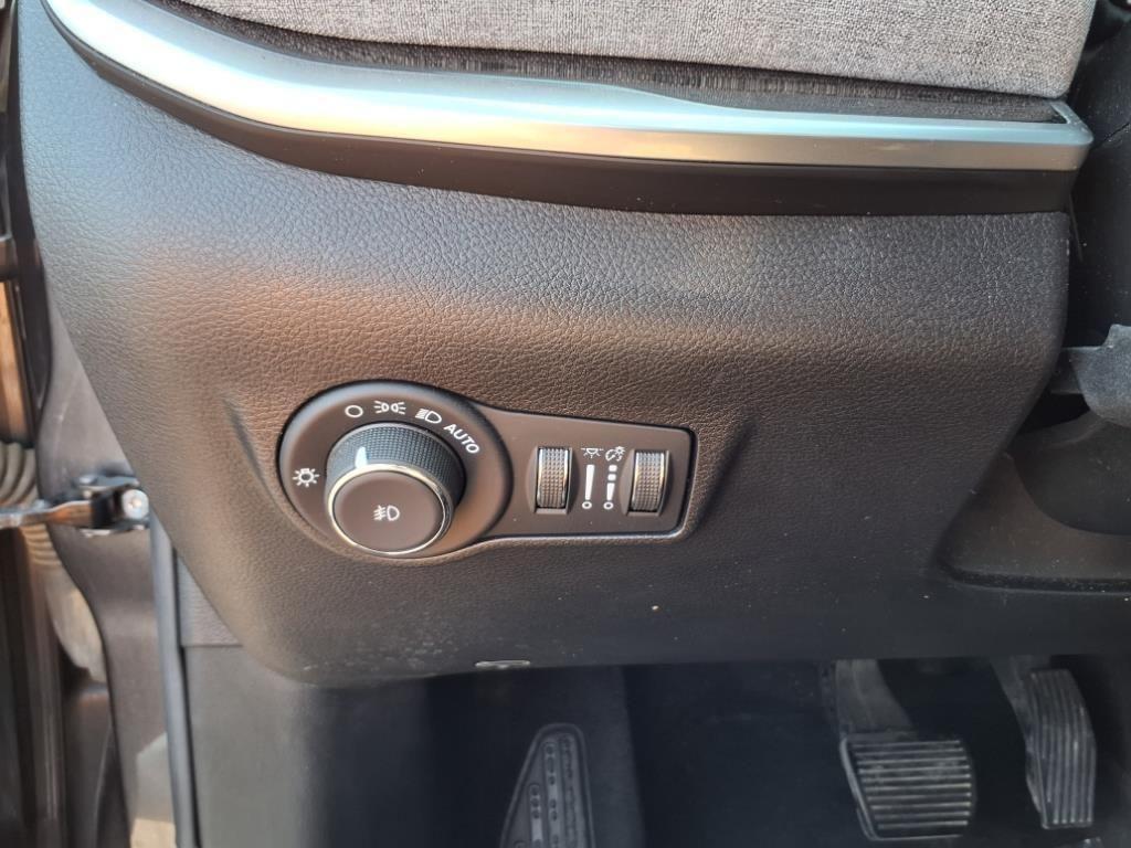 used 2022 Jeep Compass car, priced at $21,120
