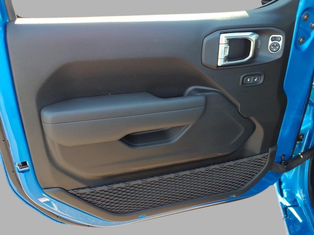 new 2026 Jeep Wrangler car, priced at $46,348