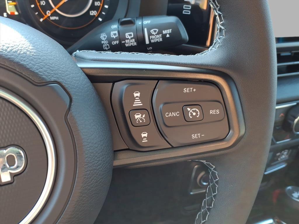 new 2026 Jeep Wrangler car, priced at $46,348