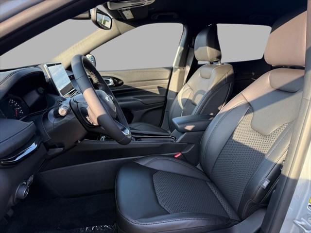 new 2025 Jeep Compass car, priced at $29,995
