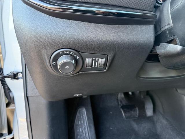 new 2025 Jeep Compass car, priced at $29,995
