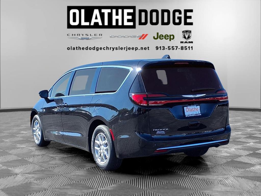 new 2026 Chrysler Pacifica car, priced at $41,159