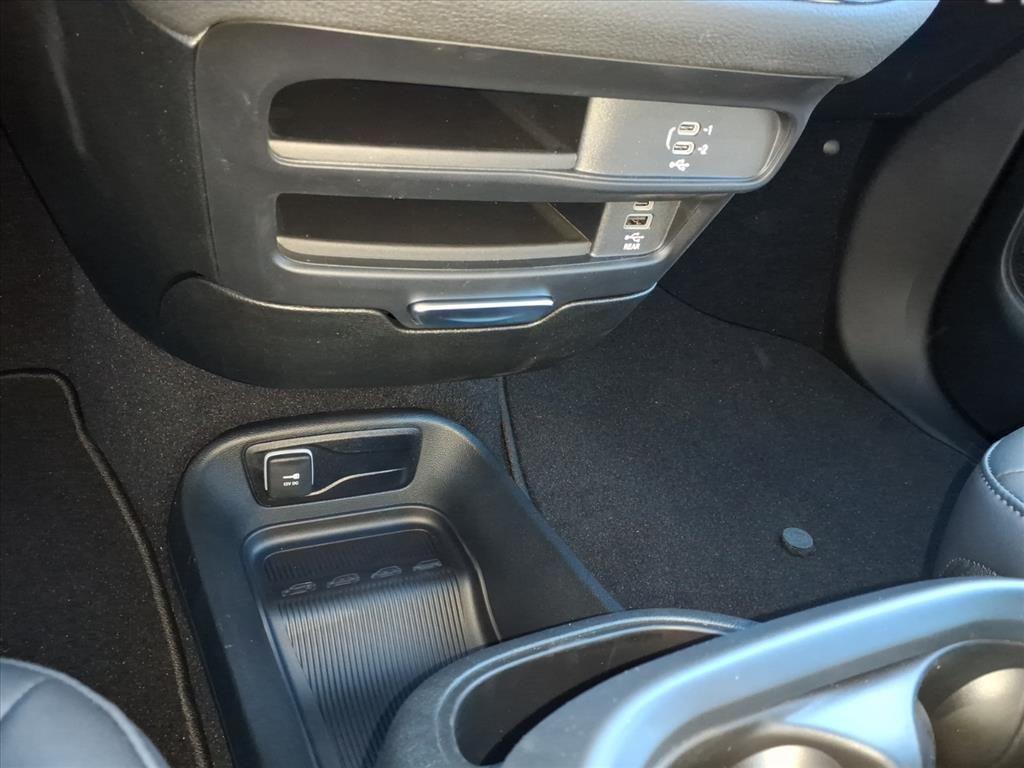 new 2026 Chrysler Pacifica car, priced at $44,932