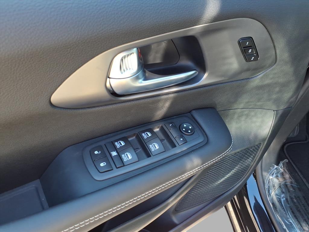 new 2026 Chrysler Pacifica car, priced at $44,932
