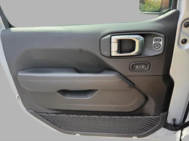 used 2022 Jeep Wrangler Unlimited car, priced at $58,888