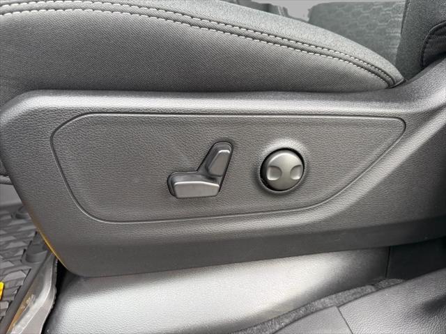 new 2025 Ram 1500 car, priced at $52,481