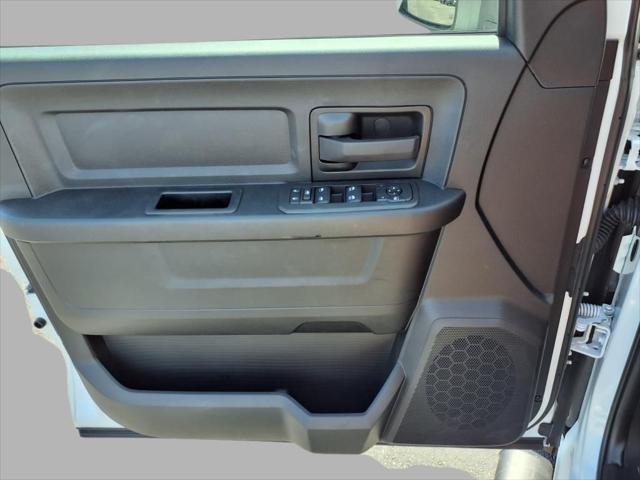 new 2025 Ram 2500 car, priced at $52,207