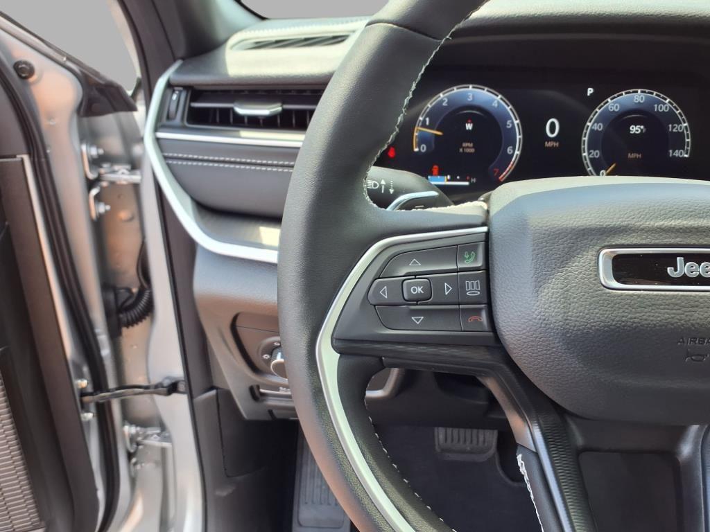 new 2025 Jeep Grand Cherokee L car, priced at $41,393