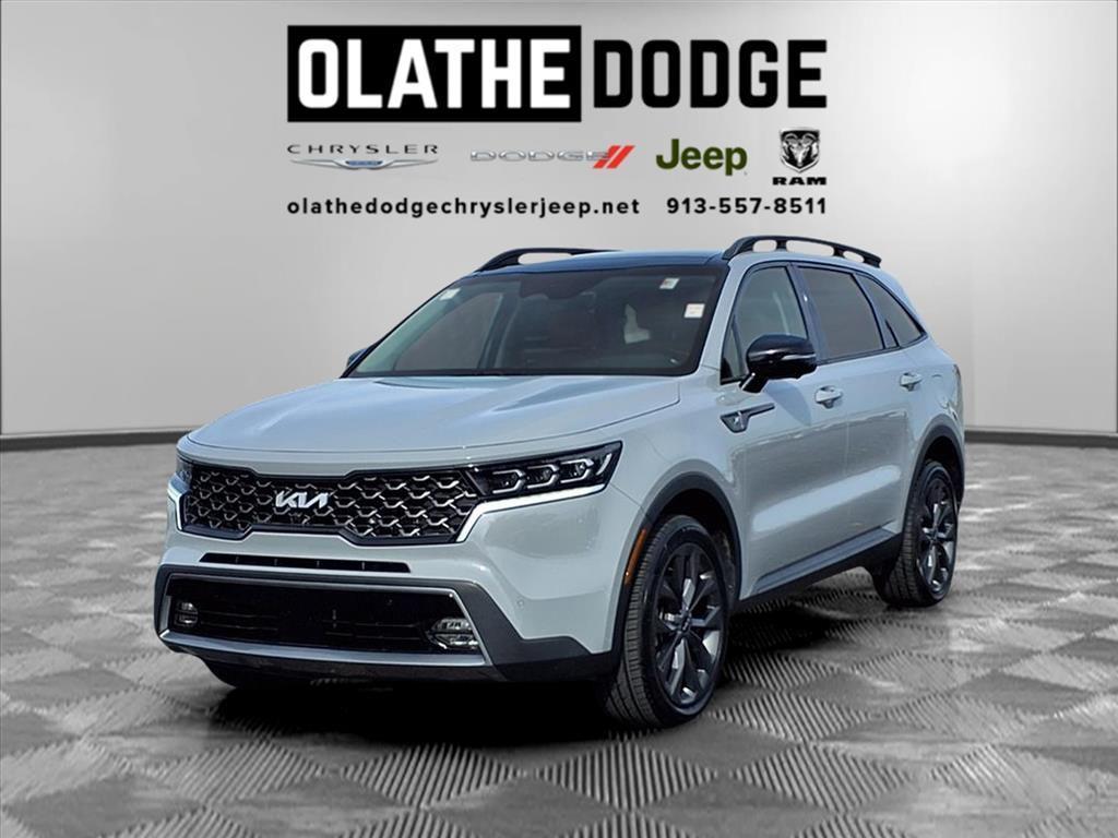 used 2023 Kia Sorento car, priced at $30,171