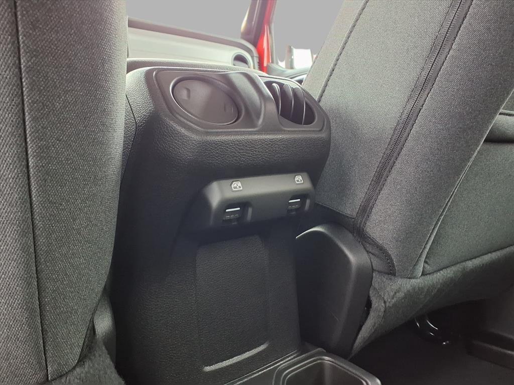 new 2025 Jeep Wrangler car, priced at $39,153
