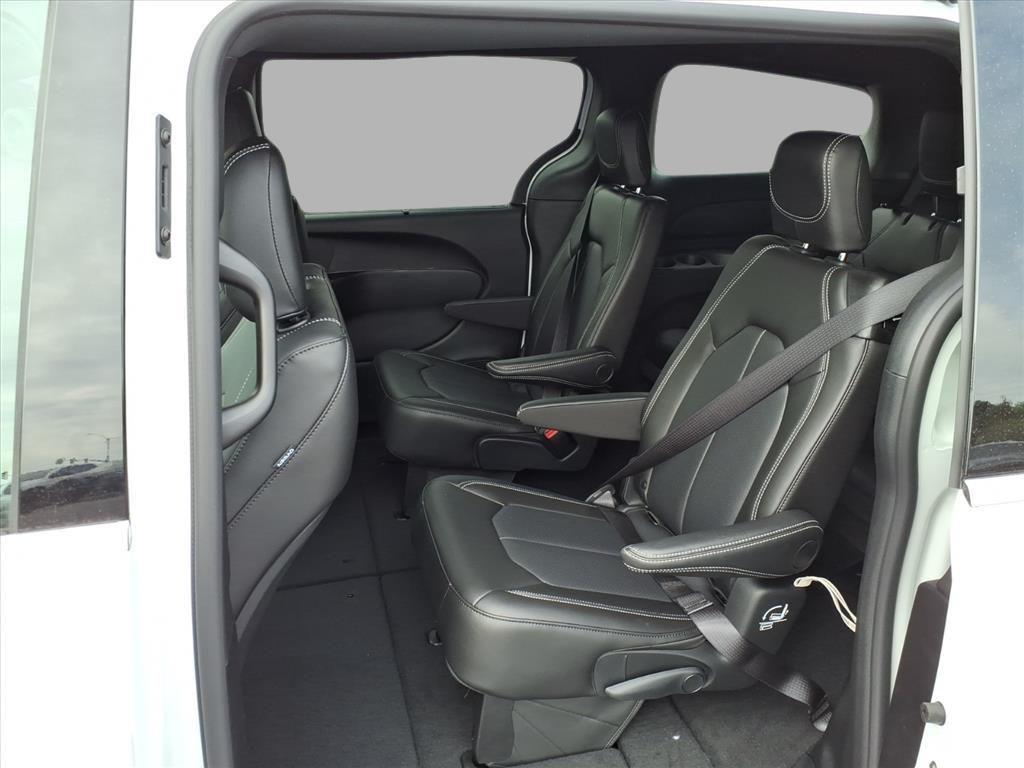 new 2026 Chrysler Voyager car, priced at $38,969