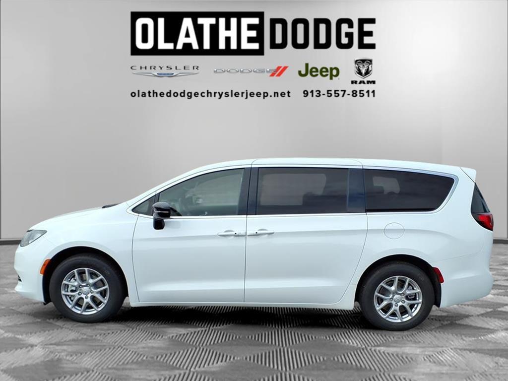 new 2026 Chrysler Voyager car, priced at $38,969