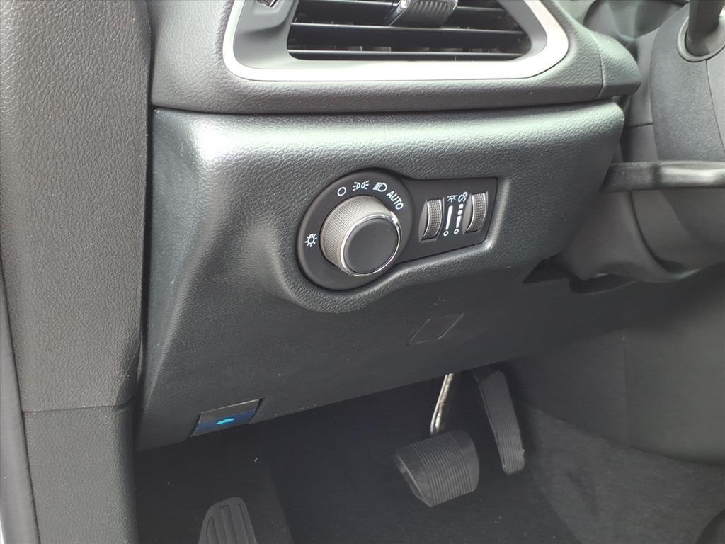 new 2026 Chrysler Voyager car, priced at $38,969