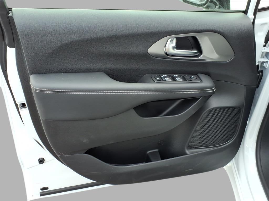 new 2026 Chrysler Voyager car, priced at $38,969