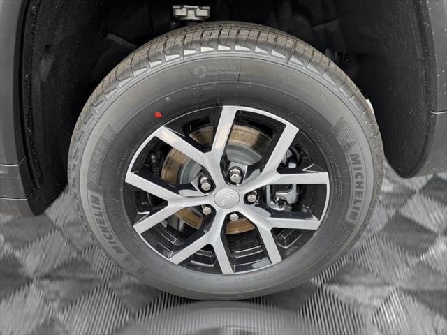 new 2025 Jeep Grand Cherokee L car, priced at $41,640