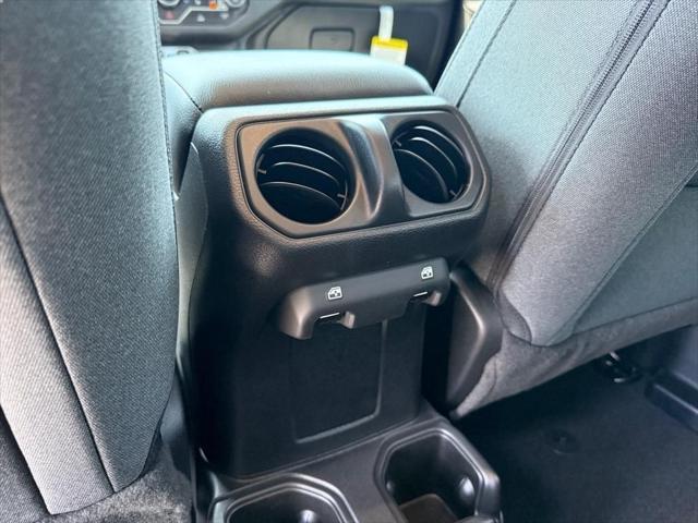 new 2025 Jeep Wrangler car, priced at $42,564