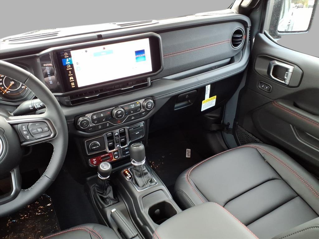 new 2025 Jeep Gladiator car, priced at $49,359